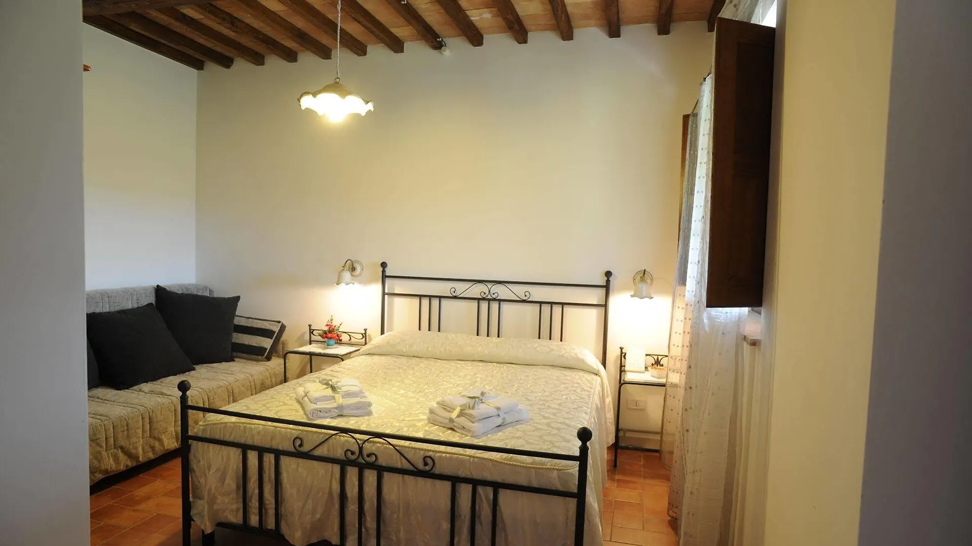 Agriturismo Le Gore Affittacamere Sorano 0*, Sorano (Grosseto) Italia